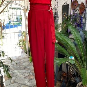 ♦️♦️RED PLEATED PAPER BAG STYLE W/BELT PANTS♦️♦️